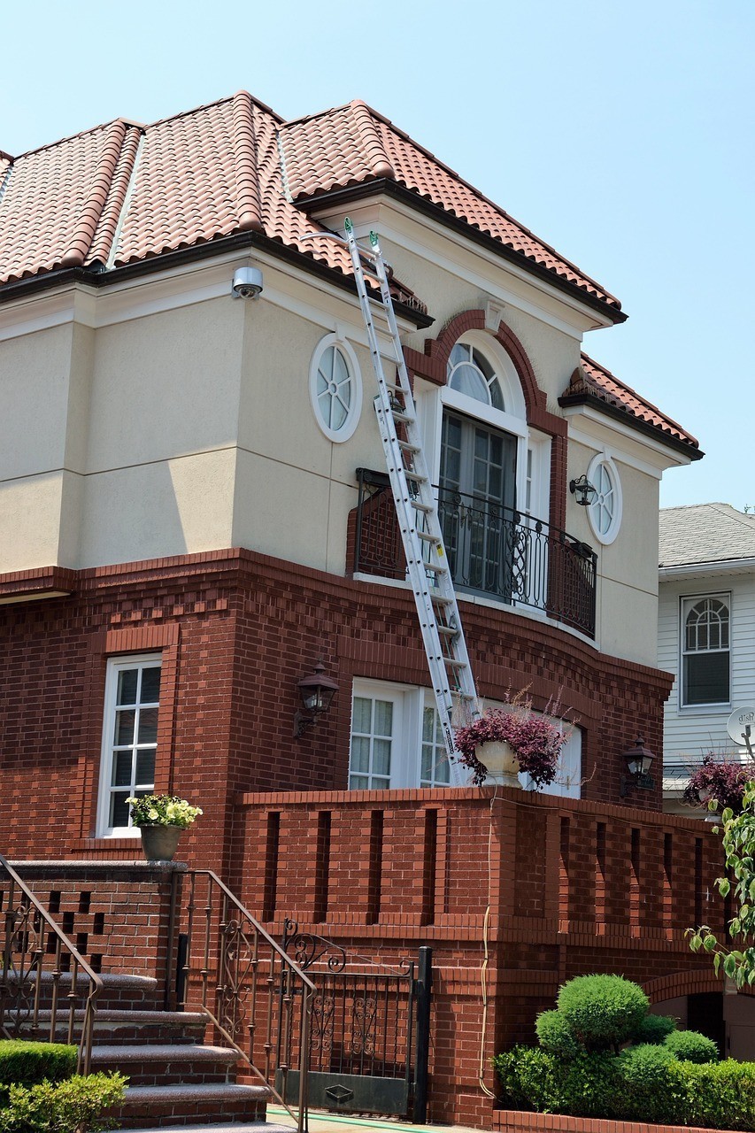 Residential roofing contractors in Santa Rosa